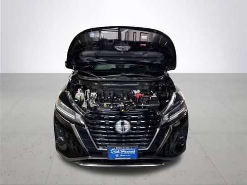 Used 2021 Nissan Kicks SR w/ SR Premium Package FWD image 21