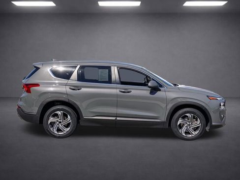 Used 2023 Hyundai Santa Fe SE FWD image 3