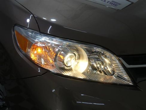 Used 2018 Toyota Sienna XLE Premium image 15