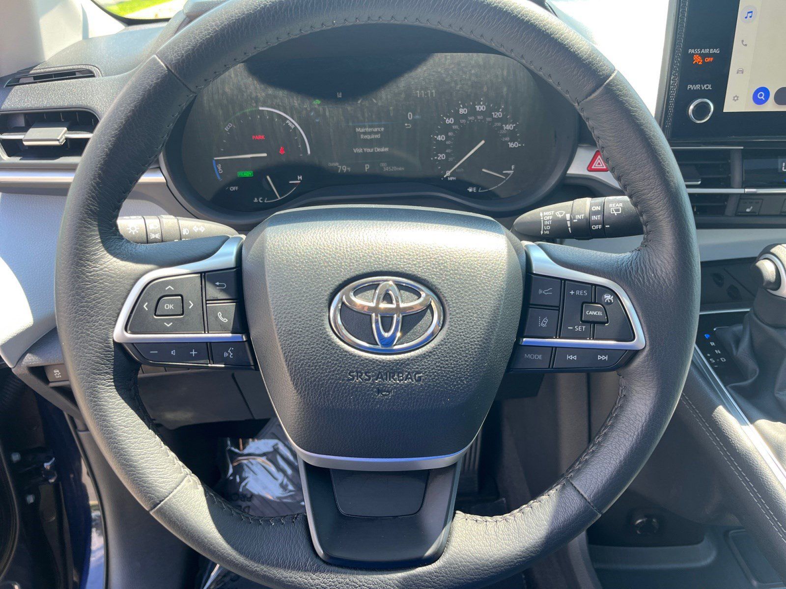 Certified 2026 Toyota Sienna XLE FWD image 12