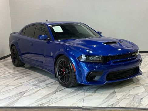Used 2020 Dodge Charger SRT Hellcat w/ Harman/Kardon Audio Group RWD image 5