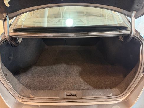 Used 2025 Nissan Sentra S FWD image 25