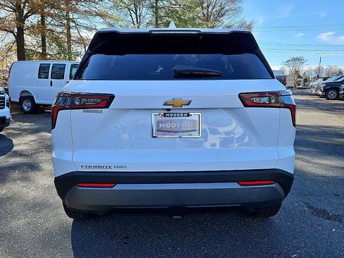 New 2026 Chevrolet Equinox LT image 4