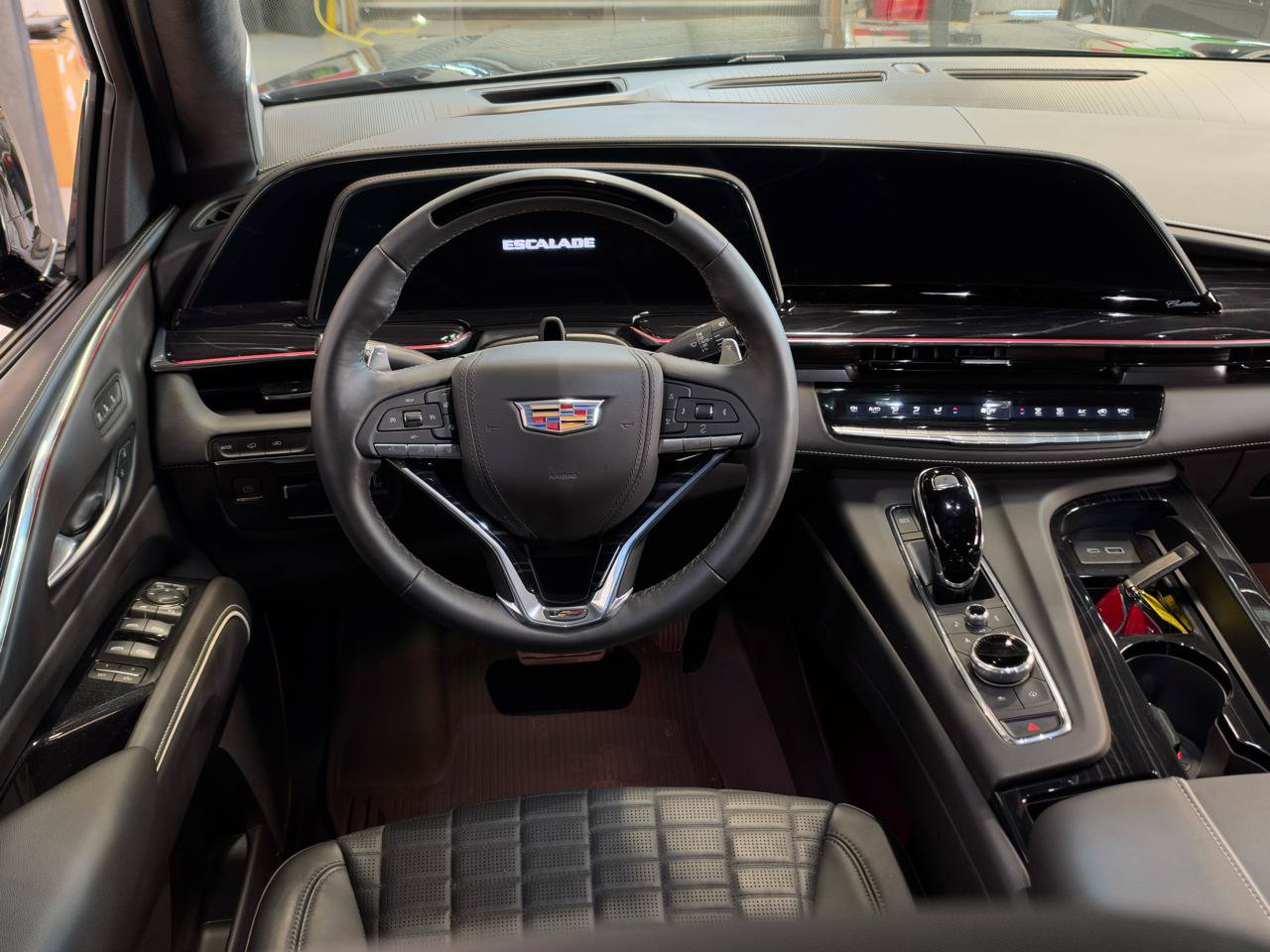 Used 2023 Cadillac Escalade V AWD/4WD image 14