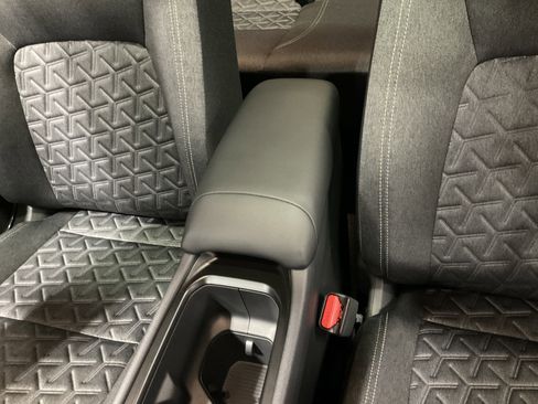 Used 2026 Nissan Kicks SV w/ SV Premium Package image 19