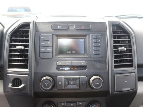 Used 2015 Ford F150 XL image 9