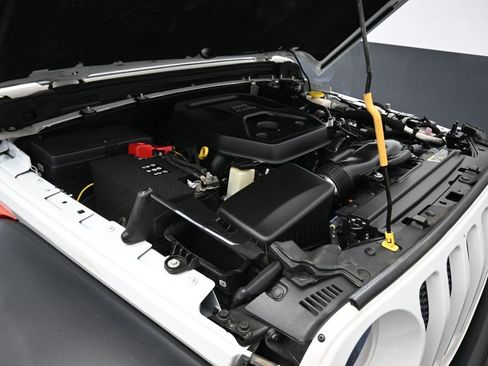 Used 2020 Jeep Wrangler Sport image 42