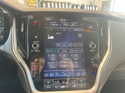 Used 2025 Subaru Outback Premium w/ Popular Package #1 image 11