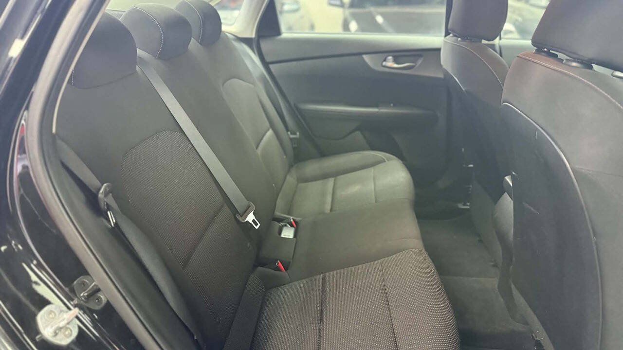 Used 2019 Kia Forte Sedan FWD image 17