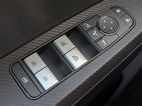 New 2025 Mitsubishi Outlander Platinum Edition image 25