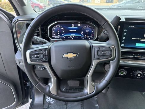 Used 2023 Chevrolet Silverado 1500 LT AWD/4WD image 23