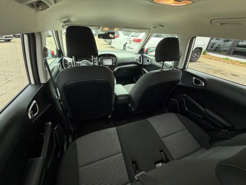Used 2020 Kia Soul GT-Line FWD image 20