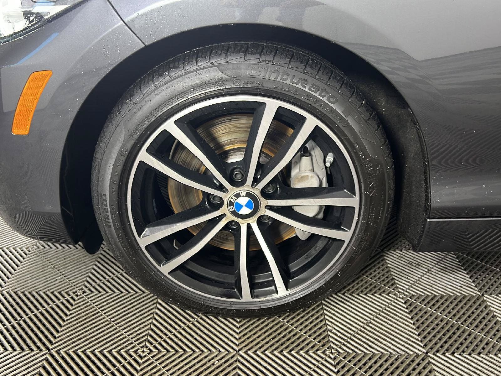 Used 2021 BMW 230i xDrive Convertible AWD/4WD image 32