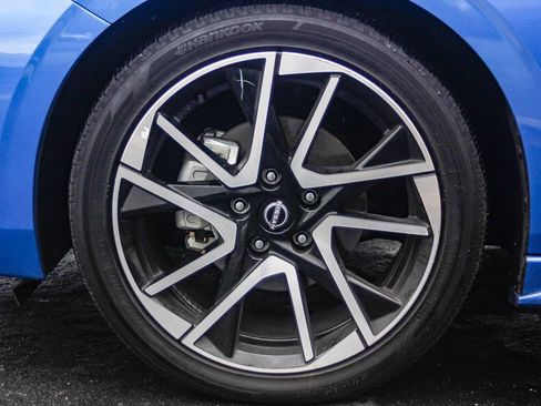 Certified 2025 Nissan Sentra SR image 11