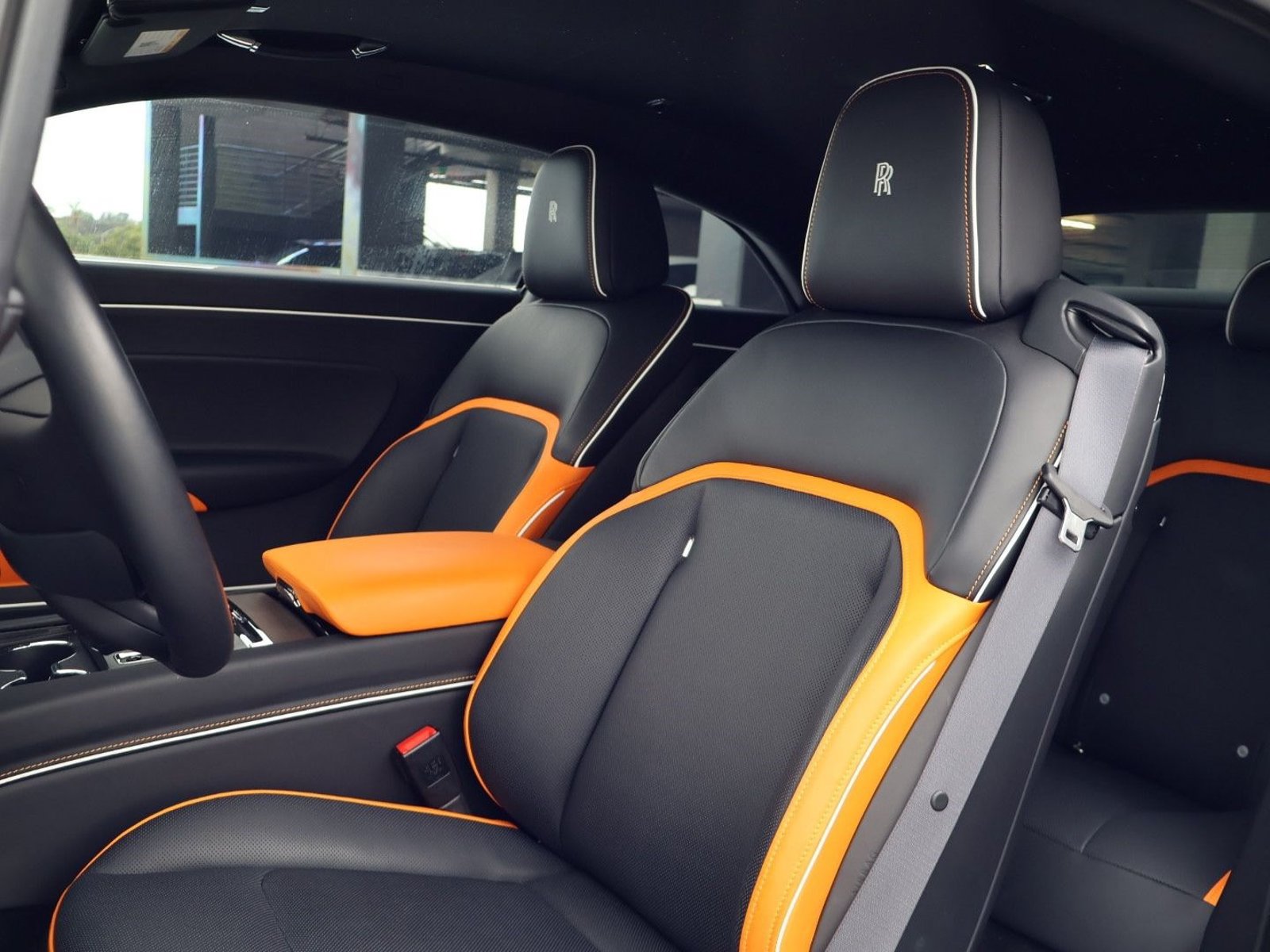 Used 2024 Rolls-Royce Spectre AWD/4WD image 5