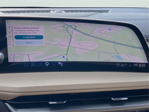 Used 2025 Cadillac XT4 Premium Luxury FWD image 27