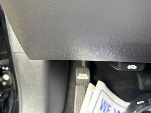 Used 2013 Dodge Challenger R/T Plus image 30