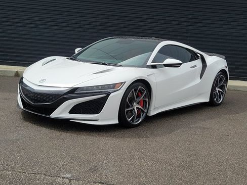 Used 2019 Acura NSX AWD/4WD image 1