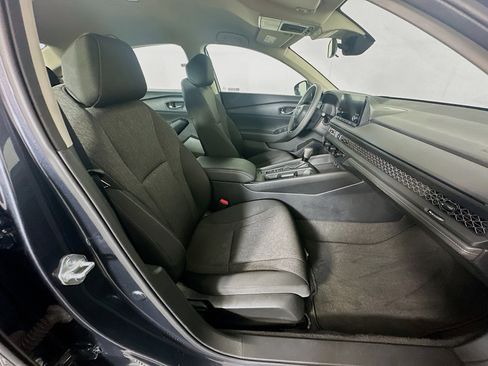 Used 2025 Honda Accord LX image 30