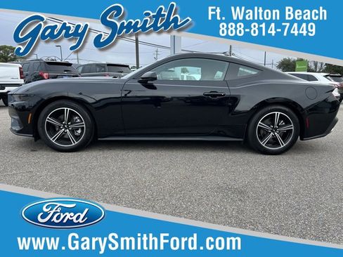 Certified 2025 Ford Mustang Coupe image 1