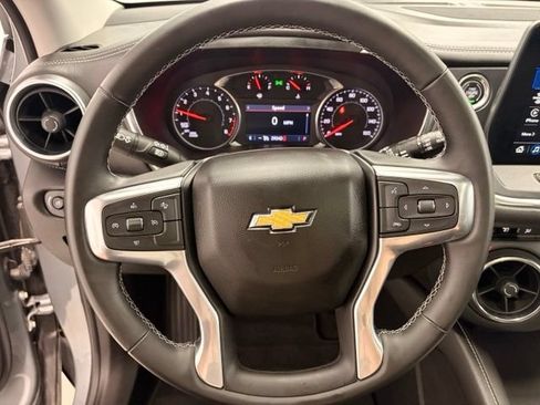 Used 2023 Chevrolet Blazer LT AWD/4WD image 16