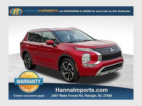 Used 2022 Mitsubishi Outlander SEL image 1