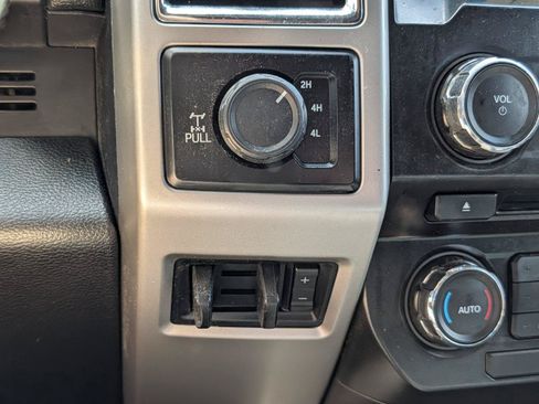 Used 2017 Ford F250 Lariat w/ Chrome Package AWD/4WD image 21