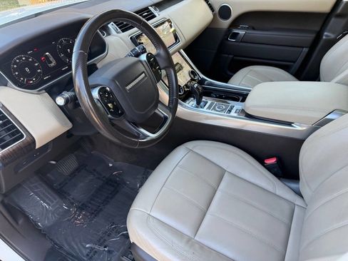 Used 2018 Land Rover Range Rover Sport SE image 15