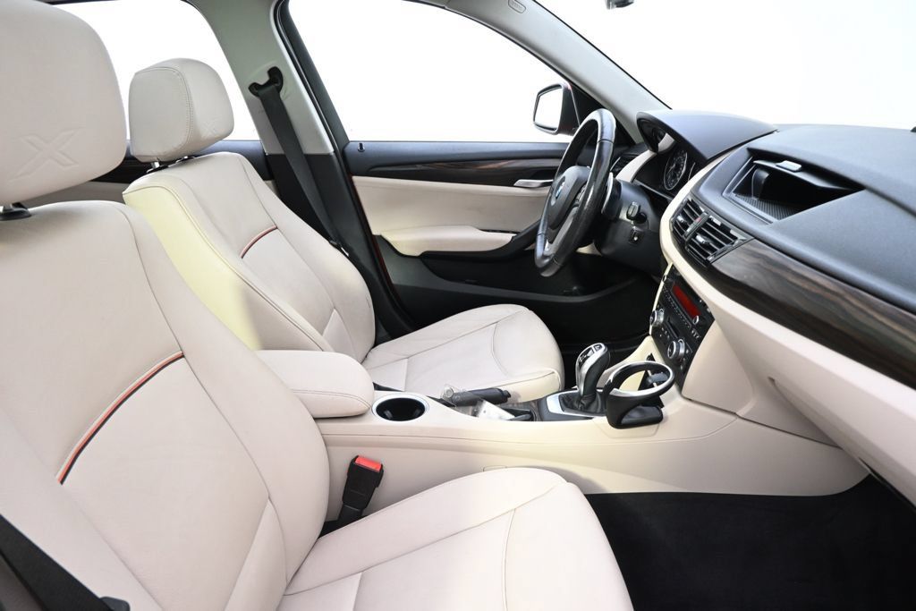 Used 2013 BMW X1 xDrive28i AWD/4WD image 16