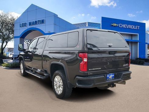 Used 2020 Chevrolet Silverado 3500 High Country w/ Z71 Off-Road Package image 4