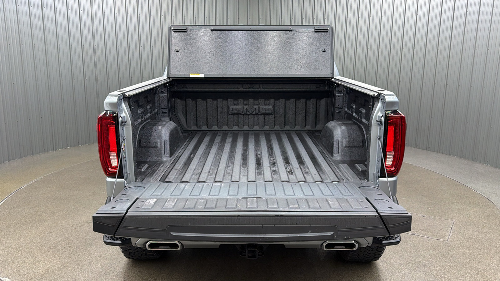 Used 2026 GMC Sierra 1500 Denali Ultimate AWD/4WD image 18