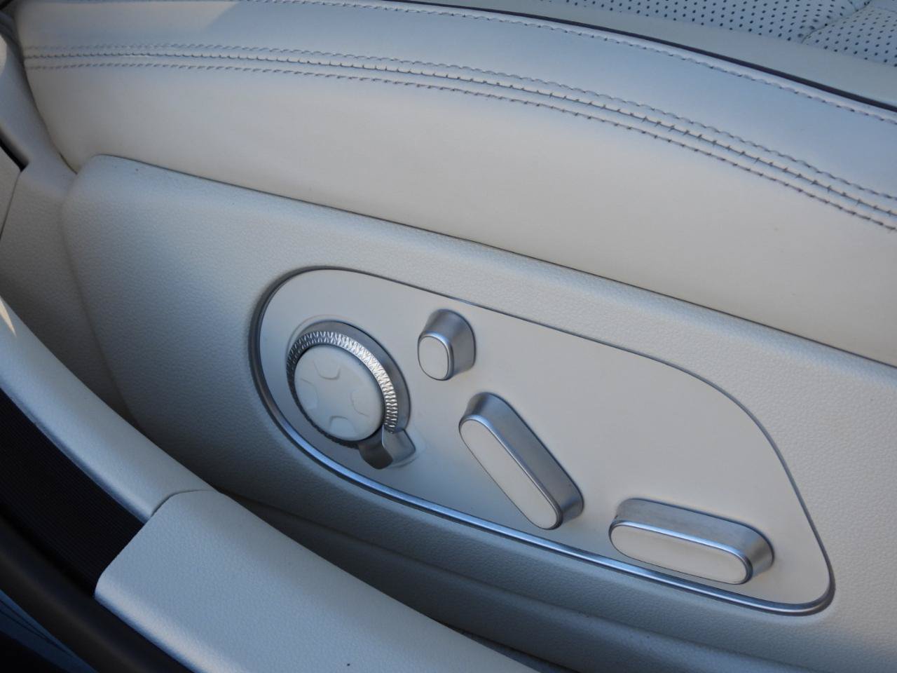 Used 2023 Genesis G90 3.5T AWD/4WD image 99