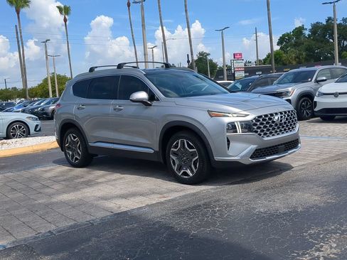 Used 2022 Hyundai Santa Fe Limited FWD image 2