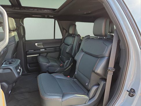 New 2026 Ford Expedition Tremor image 11