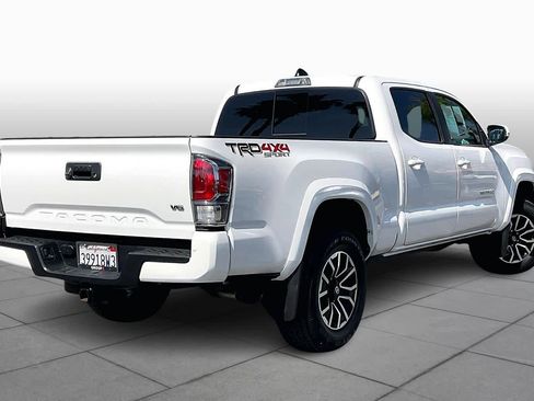 Used 2023 Toyota Tacoma TRD Sport image 12