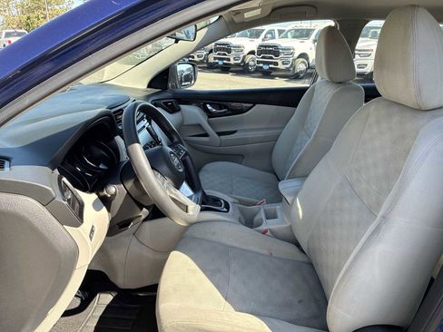 Used 2019 Nissan Rogue Sport SV image 13