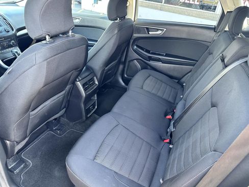 Used 2018 Ford Edge SEL image 21