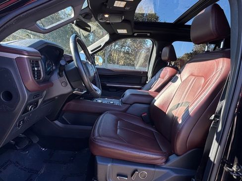 Used 2024 Ford Expedition Max Limited image 15