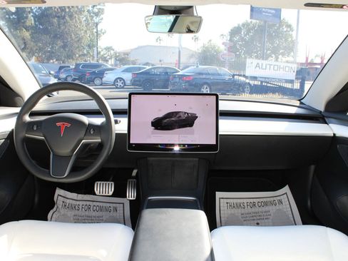 Used 2022 Tesla Model 3 Performance image 25