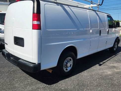 Used 2021 Chevrolet Express 2500 Extended w/ Driver Convenience Package image 10
