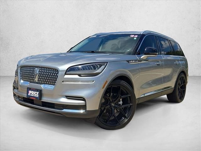Used 2023 Lincoln Aviator Reserve w/ Elements Package Plus RWD image 1