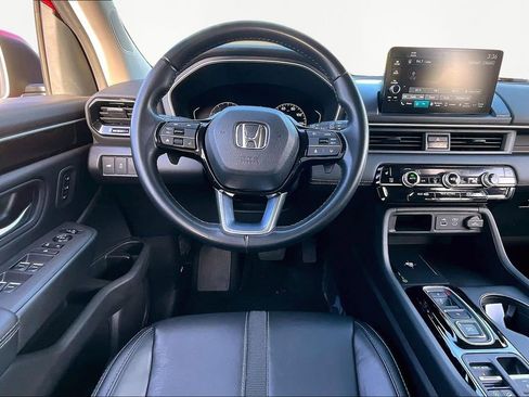 Used 2024 Honda Pilot EX-L image 9