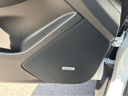 New 2025 Cadillac XT5 Luxury image 35