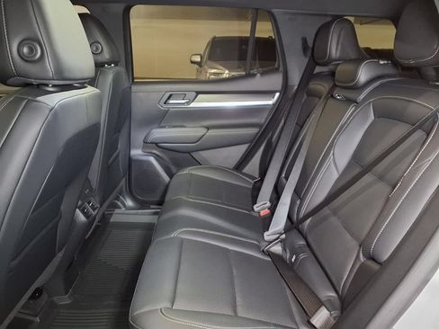 New 2027 GMC Terrain Elevation w/ Elevation Premium Package AWD/4WD image 12