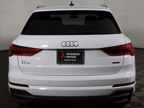 Used 2025 Audi Q3 2.0T Premium image 13
