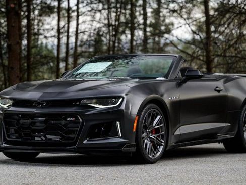 Used 2024 Chevrolet Camaro ZL1 image 1
