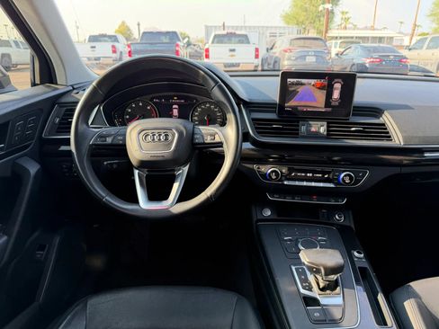 Used 2020 Audi Q5 2.0T Premium w/ Convenience Package AWD/4WD image 20