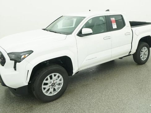 New 2026 Toyota Tacoma SR5 RWD image 45