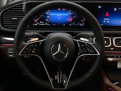 Certified 2026 Mercedes-Benz GLE 450 4MATIC image 16