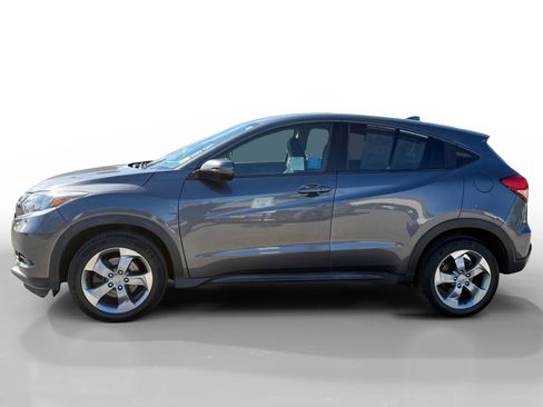 Used 2016 Honda HR-V EX image 2